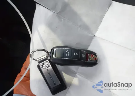 2021 Porsche Macan from USA, damaged, VIN WP1AA2A56MLB16071